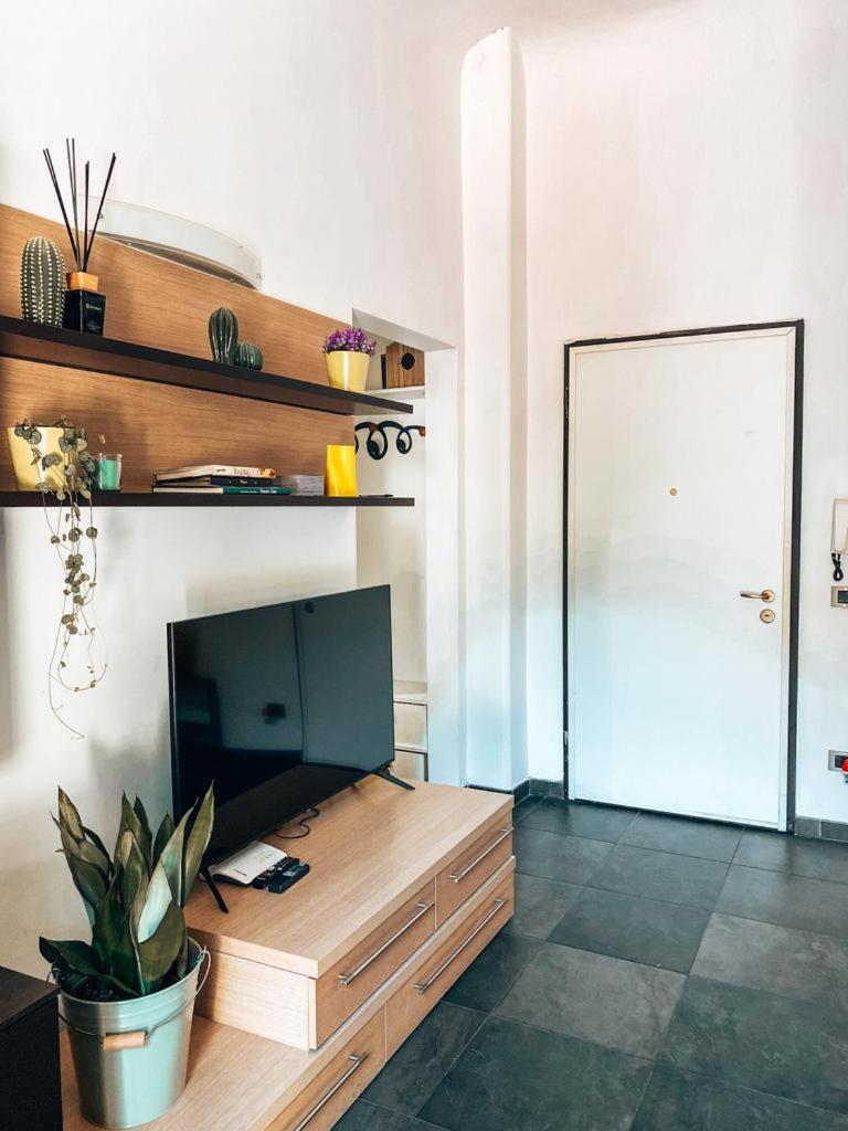 Il Nespolo By Monteverdi Apartments Firenze Bagian luar foto
